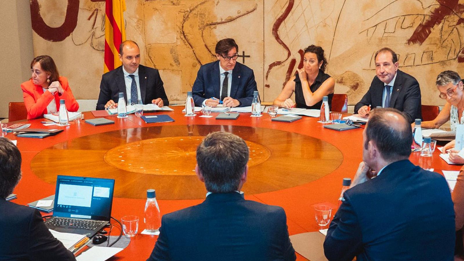 L'oposició i els socis suspenen el Govern Illa | IGNASI GRAS | MÍRIAM ANDREU | MIREIA MORENO