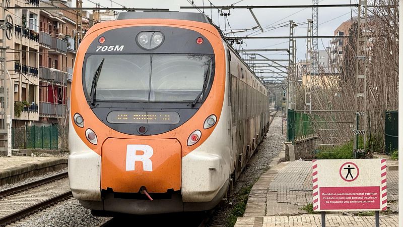 Els obstacles per agafar un tren amb cadira de rodes