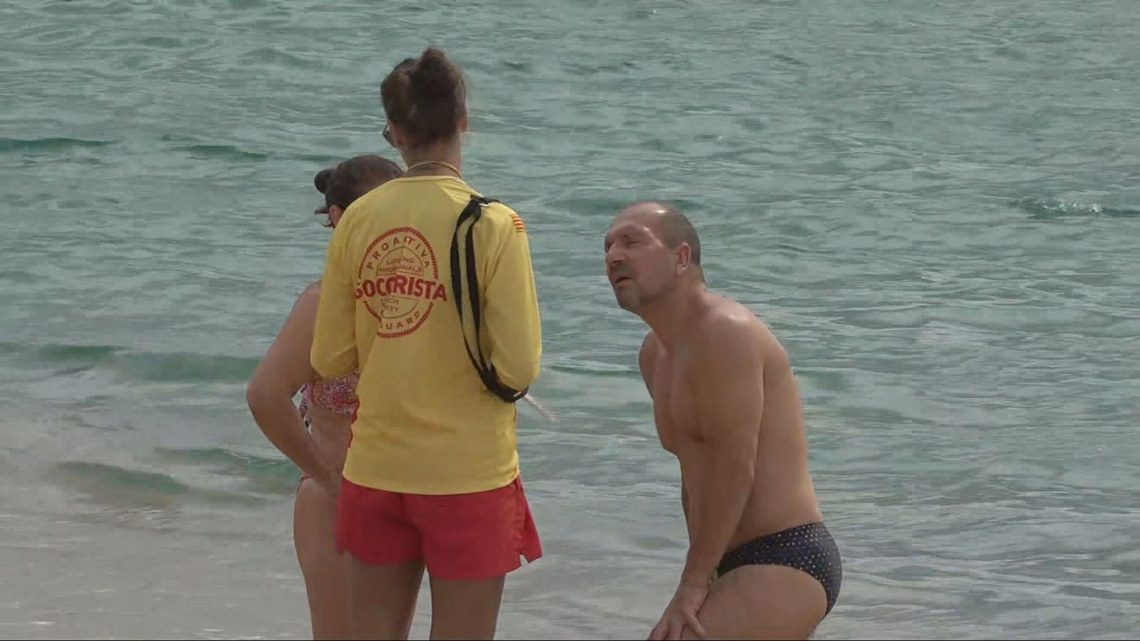 Platges tancades a Badalona pel vessament de clavegueram | Miguel Pelayo