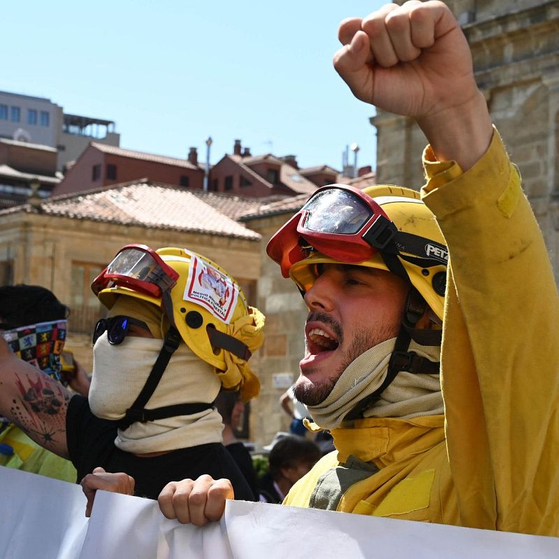 Bomberos forestales exigen mejoras en lucha contra incendios - 14 horas fin de semana