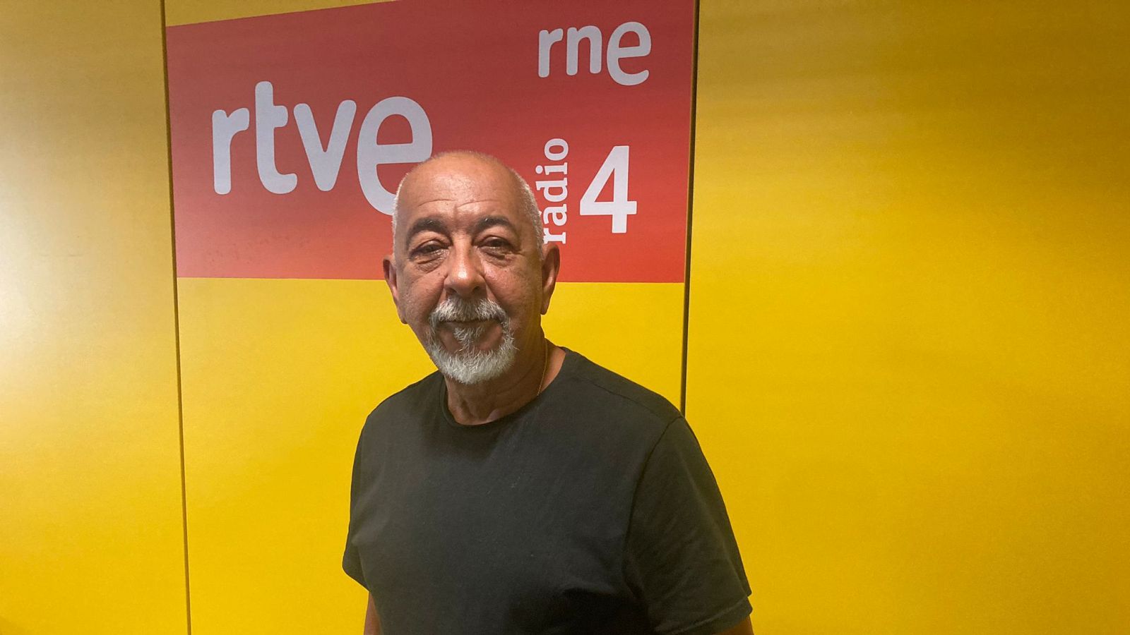 No es un día cualquiera - Escuchar ahora