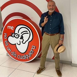 Pérez-Reverte retoma las aventuras del Capitán Alatriste con 'Misión en París'