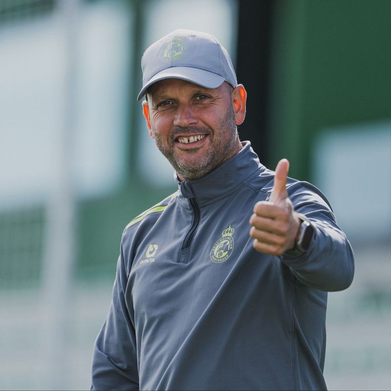 José Alberto López, 1.000 días en verde y blanco Escuchar Ahora