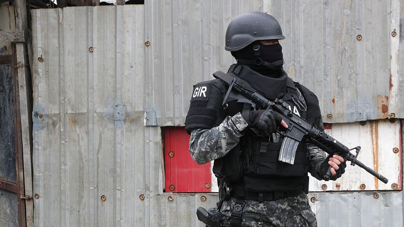 Ecuador declara el estado de excepción  - Hora América | Escuchar