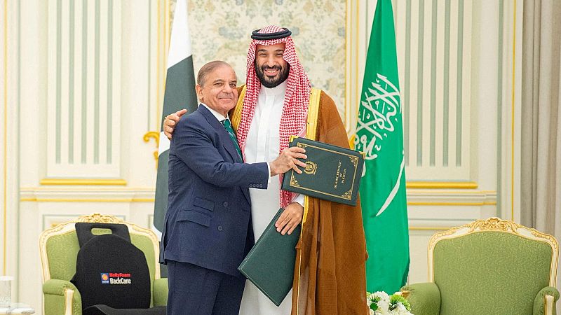 Cinco Continentes - Pakistán y Arabia Saudí firman un acuerdo de defensa - Escuchar ahora
