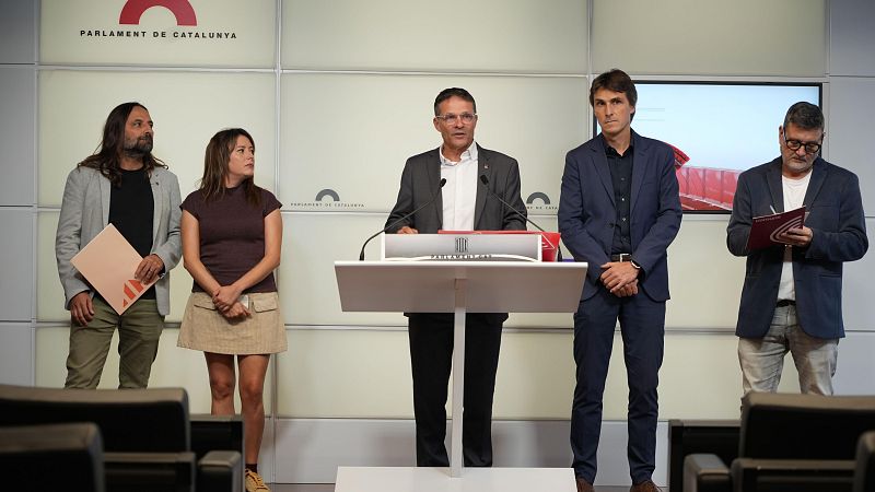 Catalunya impulsa una nova llei per regular taxis i VTC