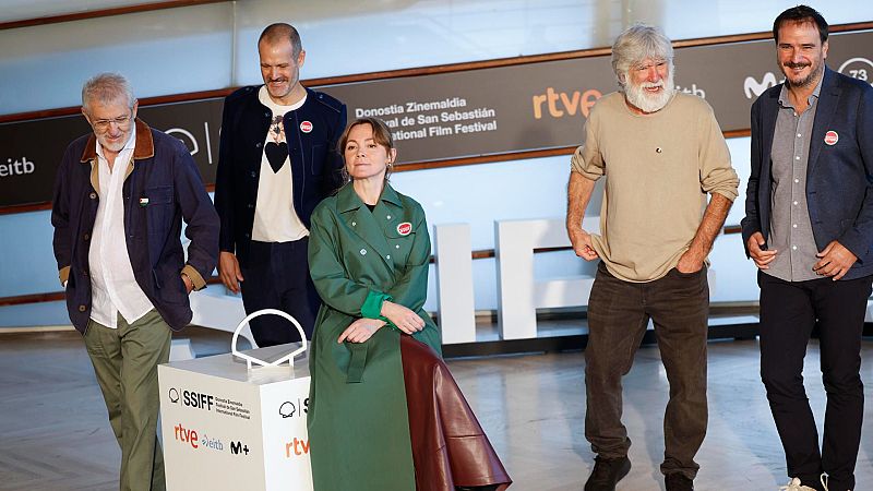 Wisteria Lane - 'Maspalomas', la película sobre los mayores gais que tienen que volver al armario al entrar en una residencia - 27/09/25 - Escuchar ahora