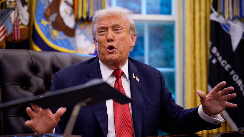 Eva Baroja en 'El contrapunto' sobre Donald Trump: "Vivimos bajo la tiranía de los bufones"