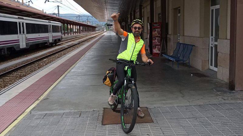 Historias peregrinas - Juan Muras - 12/10/25 - Escuchar ahora