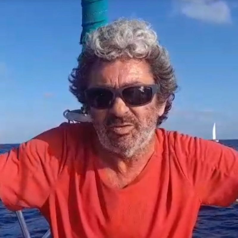 Entrevista a Juan Carlos de la Rubia, valenciano de la Global Sumud Flotilla - Escuchar ahora