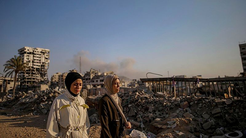 Álvarez-Ossorio: "Lo que se ha firmado es el primer paso de una tregua. No va a haber paz en la región hasta que no haya un Estado Palestino" | Escuchar ahora