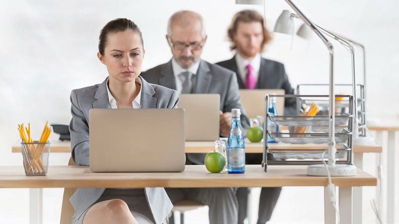 Fin de mes - Interinos, permisos y jubilación - Escuchar ahora