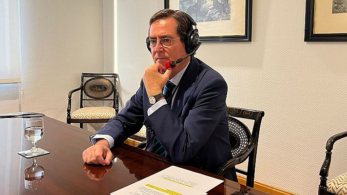 Garamendi acusa a Daz de "hacer su propia campaa" con las polticas de Trabajo: "Se haca antes de la muerte de Franco"