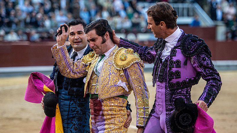 Clarín - Puerta Grande y retirada de Morante: la tauromaquia en shock - 12/10/25