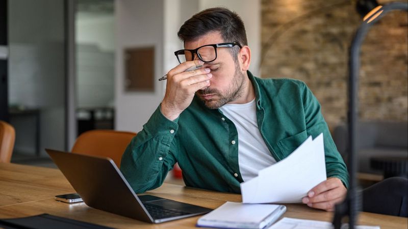 Fin de mes - "Sablazo" a los autónomos - Escuchar ahora