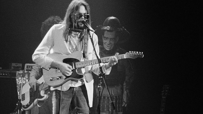 Sin rodeos - Medio siglo de ‘Tonight’s The Night’ de Neil Young con seis inéditos - 22/10/25 - Escuchar ahora