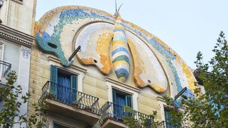 Veïns del Bloc Papallona denuncien assetjament immobiliari del fons holandès