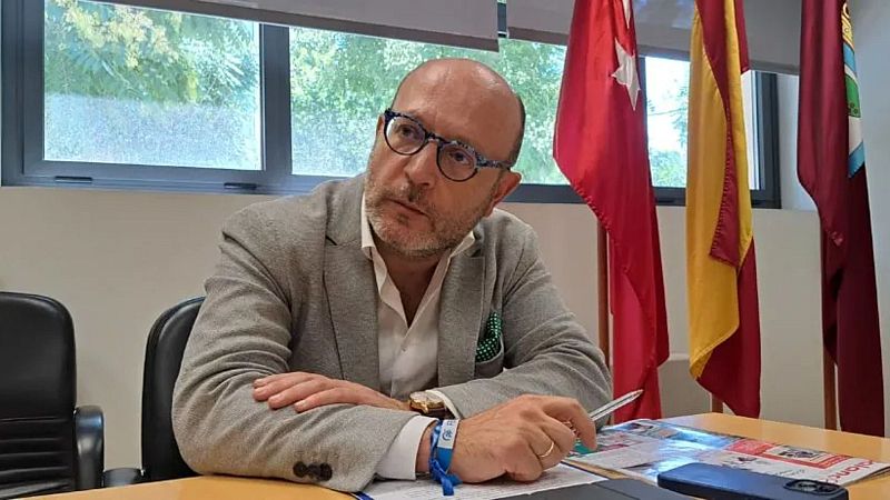 Cuaderno mayor - Madrid refuerza su Servicio de Ayuda a Domicilio - 02/11/25 - Escuchar ahora