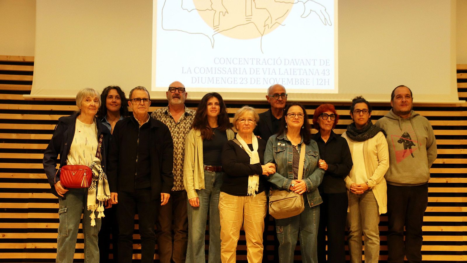 240 entitats exigeixen que Via Laietana 43 deixi de ser comissaria | Escoltar