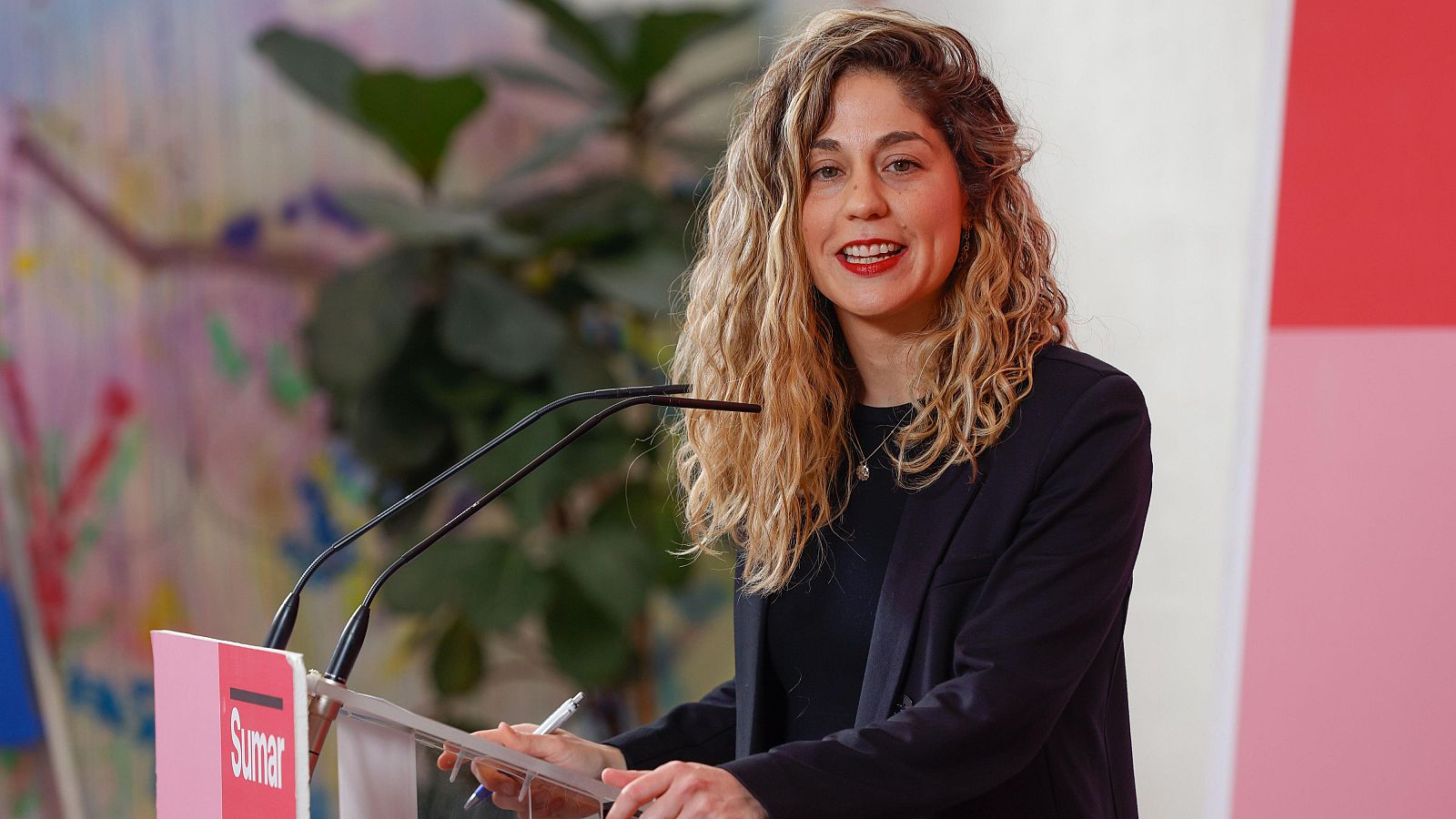 Lara Hernández: "La estrategia de Junts per Catalunya es suicida" - Las mañanas de RNE | Escuchar