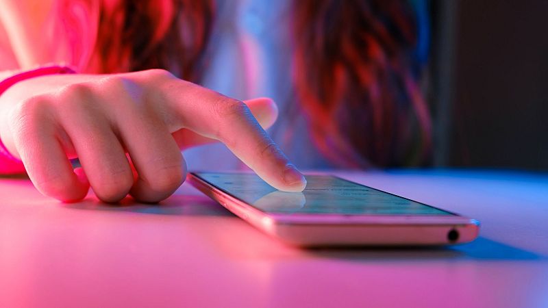 5.0 - 5.0 - TikTok Shop, 1 año en España - 09/11/25 - Escuchar ahora