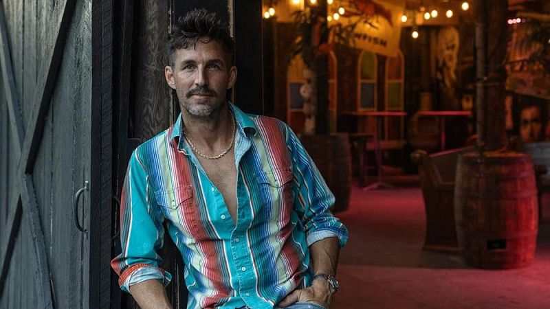 Sin rodeos - Shooter Jennings devuelve a la escena del country a Jake Owen - 10/11/25 - Escuchar ahora