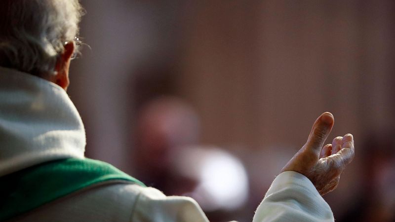 El Vaticano abre una investigación contra el obispo de Cádiz, Rafael Zornoza, por una presunta agresión sexual a un menor