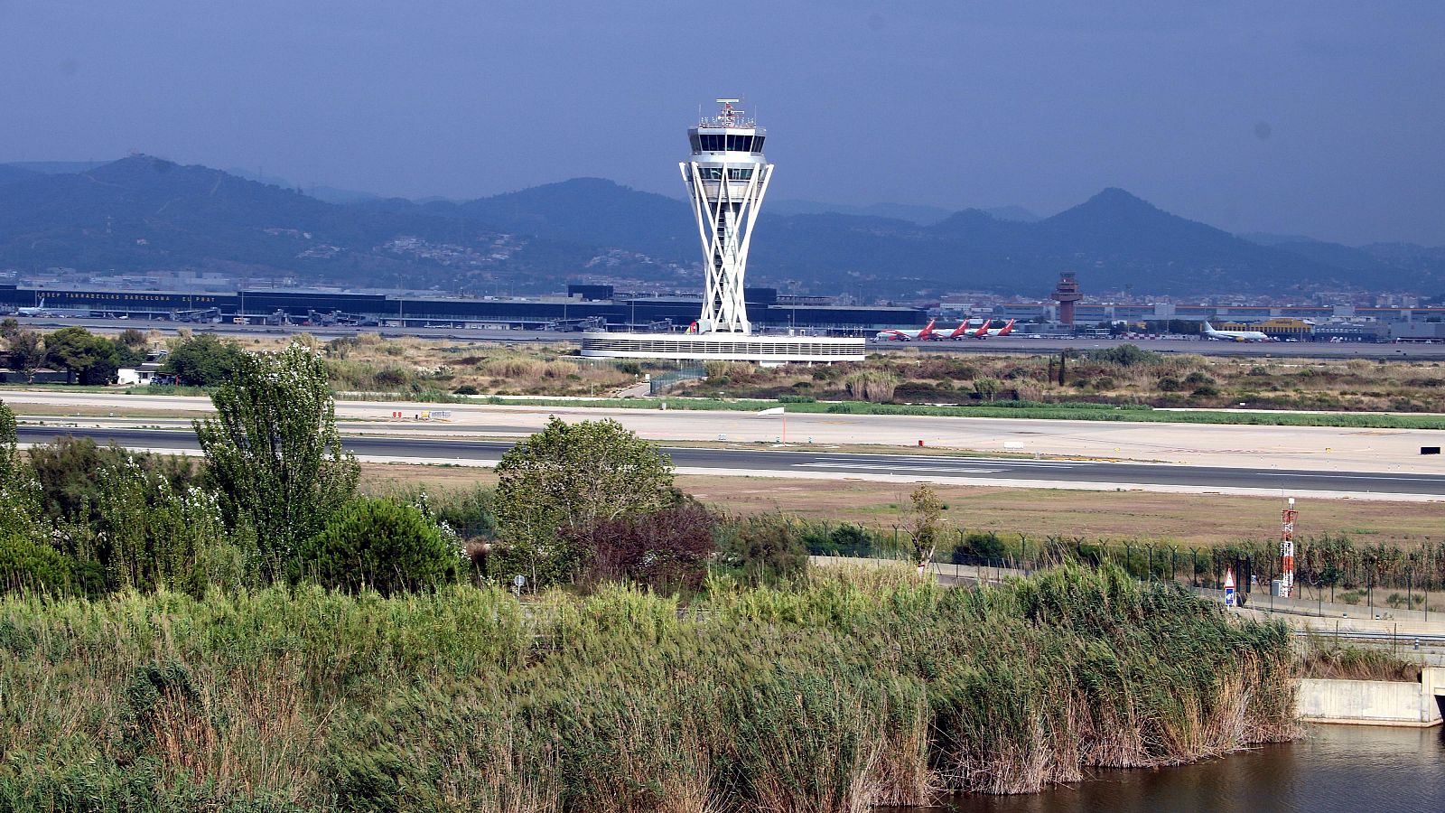Aena anuncia la licitació del pla director per a ampliar l'aeroport del Prat
