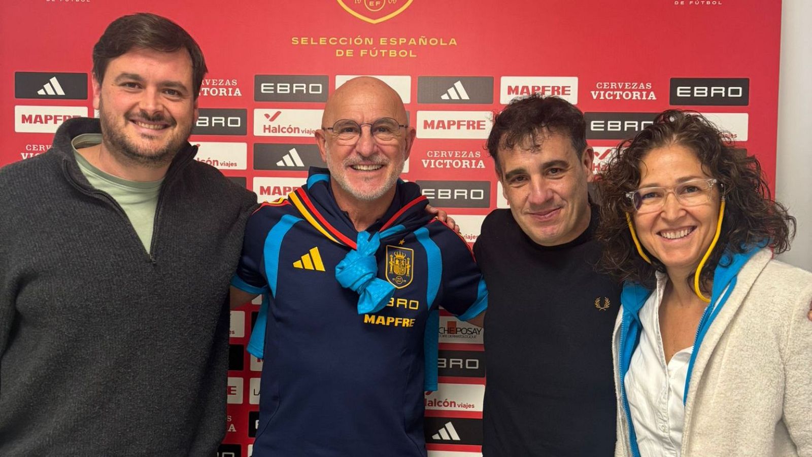 De la Fuente, en RNE: "Respeto al Barça y exijo que se me respete" - Radiogaceta de los deportes | Escuchar