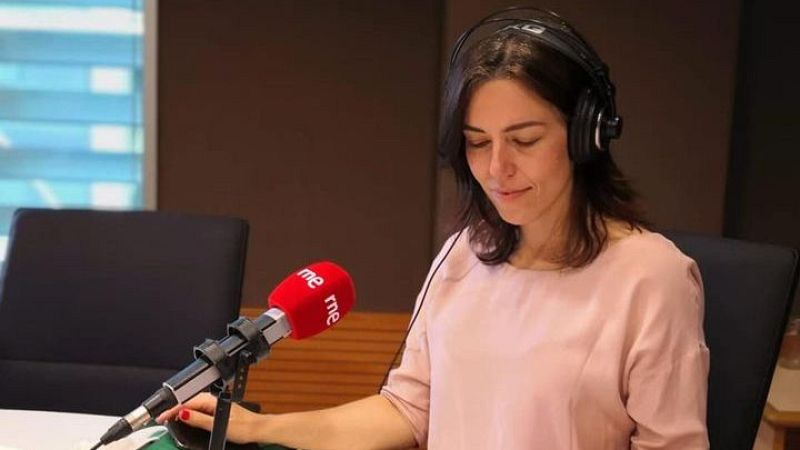 No es un día cualquiera - Pos-tecnocracia con Marta Peirano - No es un día cualquiera | Escuchar