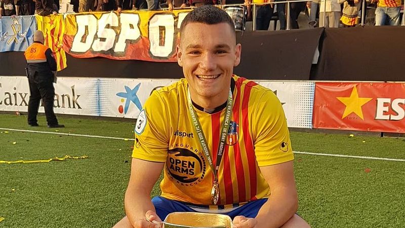 Sn 4 dies- 16-11-25 Primera hora - Sn 4 dies | Escuchar