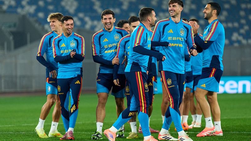 La Roja a un paso de asegurar su presencia en el mundial - La hinchada | Escuchar