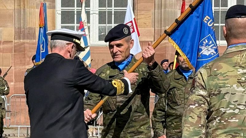 Aroldo Lázaro, comandante en jefe del Eurocuerpo - Europa abierta | Escuchar