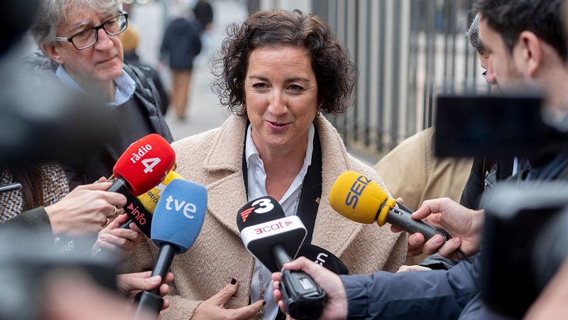 Alícia Romero: "Deberíamos ser responsables y no hacer politiqueo de todo" - Las mañanas de RNE | Escuchar