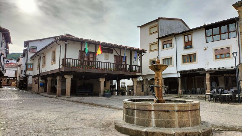 En clave Turismo - Agua, piedra y madera en la ruta por el norte de Extremadura - 18/11/25 - En clave Turismo | Escuchar