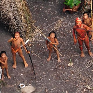 Los pueblos indígenas, acosados en todas partes