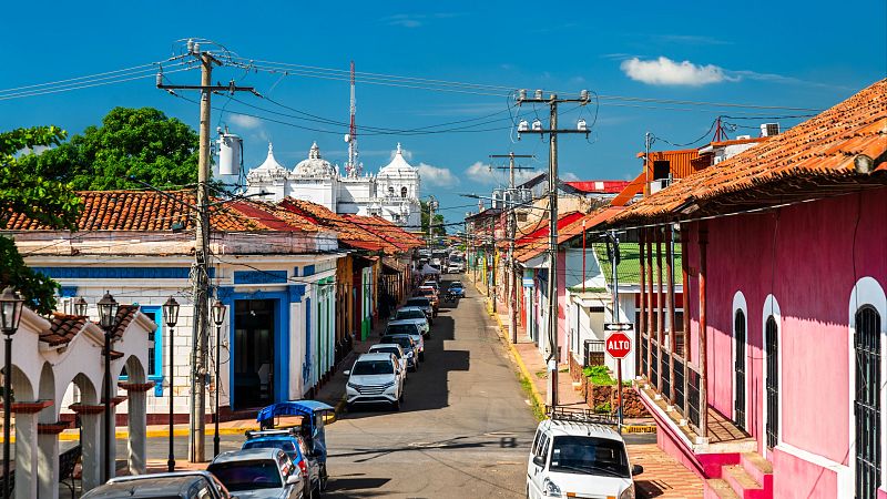 Reportajes emisoras - Almería - La Solidaridad viaja de Almería hasta Nicaragua gracias a la ONG almeriense "Ayudemos a un niño" - 17/11/25 - Escuchar ahora