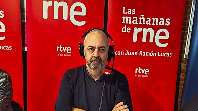 "Espa�a es un pa�s con mucho miedo todav�a" - Las ma�anas de RNE | Escuchar
