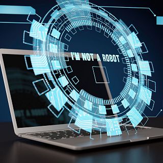 Violencia digital, 'Black Friday' y la marca 'Dymaxion'