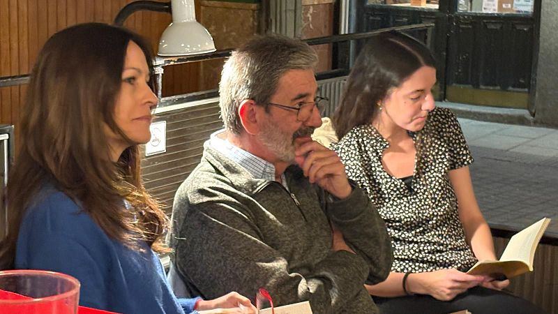 Guillermina Delupi presenta 'Hiciste que la poesía perdiera los estribos' - Radio 5 Actualidad | Escuchar