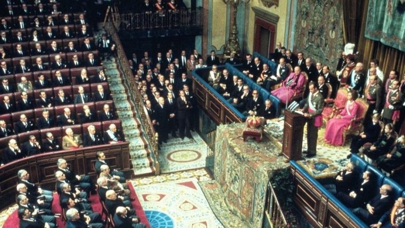 Los apodos de los reyes - 24 horas fin de semana | Escuchar