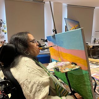 Wafa, superviviente: "Con la silla de ruedas eres libre. Con un maltratador no"