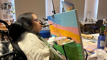 Wafa, superviviente de violencia machista: "Con la silla de ruedas eres libre. Con un maltratador no"