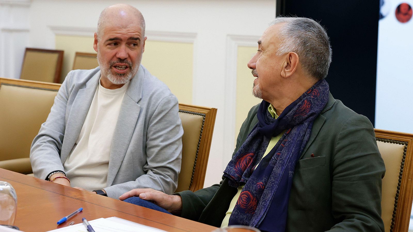 "Mejor explicarlo": la subida del SMI-Escuchar ahora