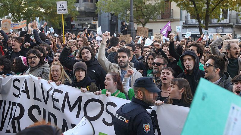 Fin de mes - El deterioro de los servicios públicos