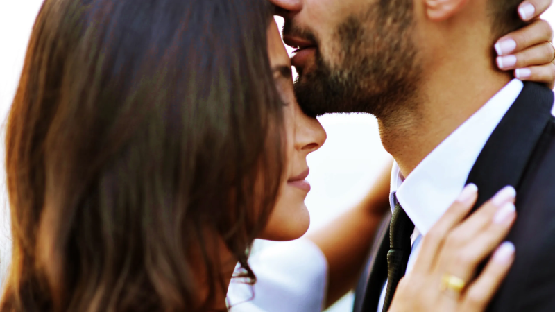 El mat de Rdio 4 - Qu significa un pet al front de la teva parella? s la fi de la relaci? - El mat de Rdio 4 | Escoltar