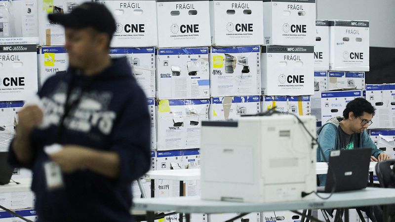 Honduras se prepara para las elecciones presidenciales - Hora América | Escuchar