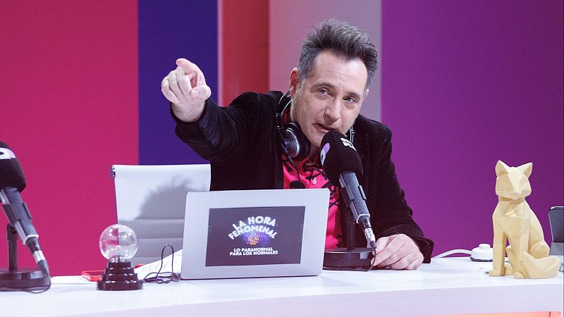 Los Warren| La hora fenomenal E2. - La hora fenomenal | Escuchar