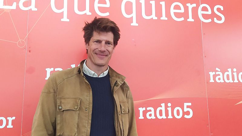 Reserva natural - Salvar elefantes, democracias y políticas verdes -  30/11/25 - Escuchar ahora