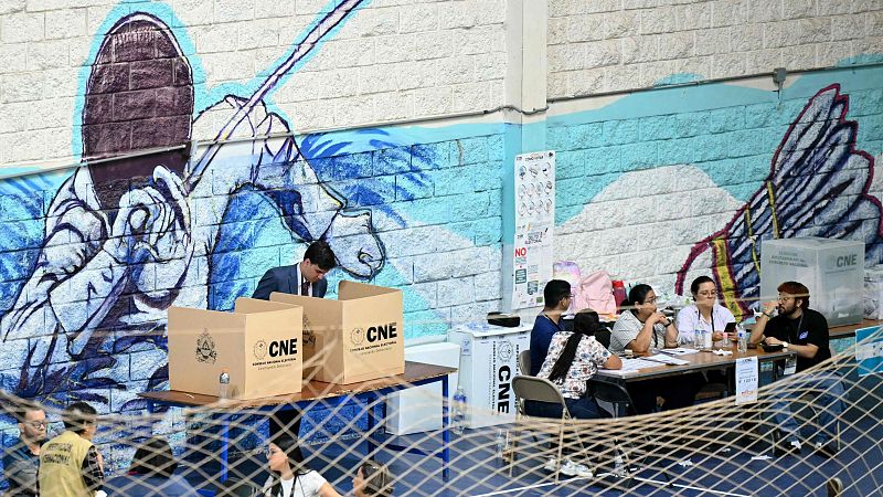 Elecciones de Honduras marcadas por la polarización - Hora América | Escuchar